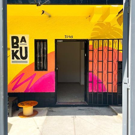 Baku Laureles Hostel Medellín Exterior foto
